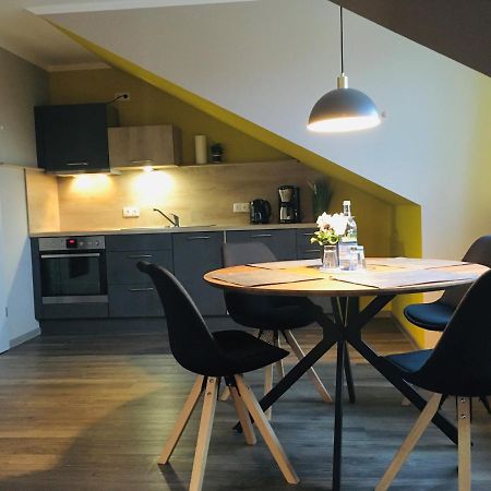 Pension Seecafe Zarrentin am Schaalsee エクステリア 写真