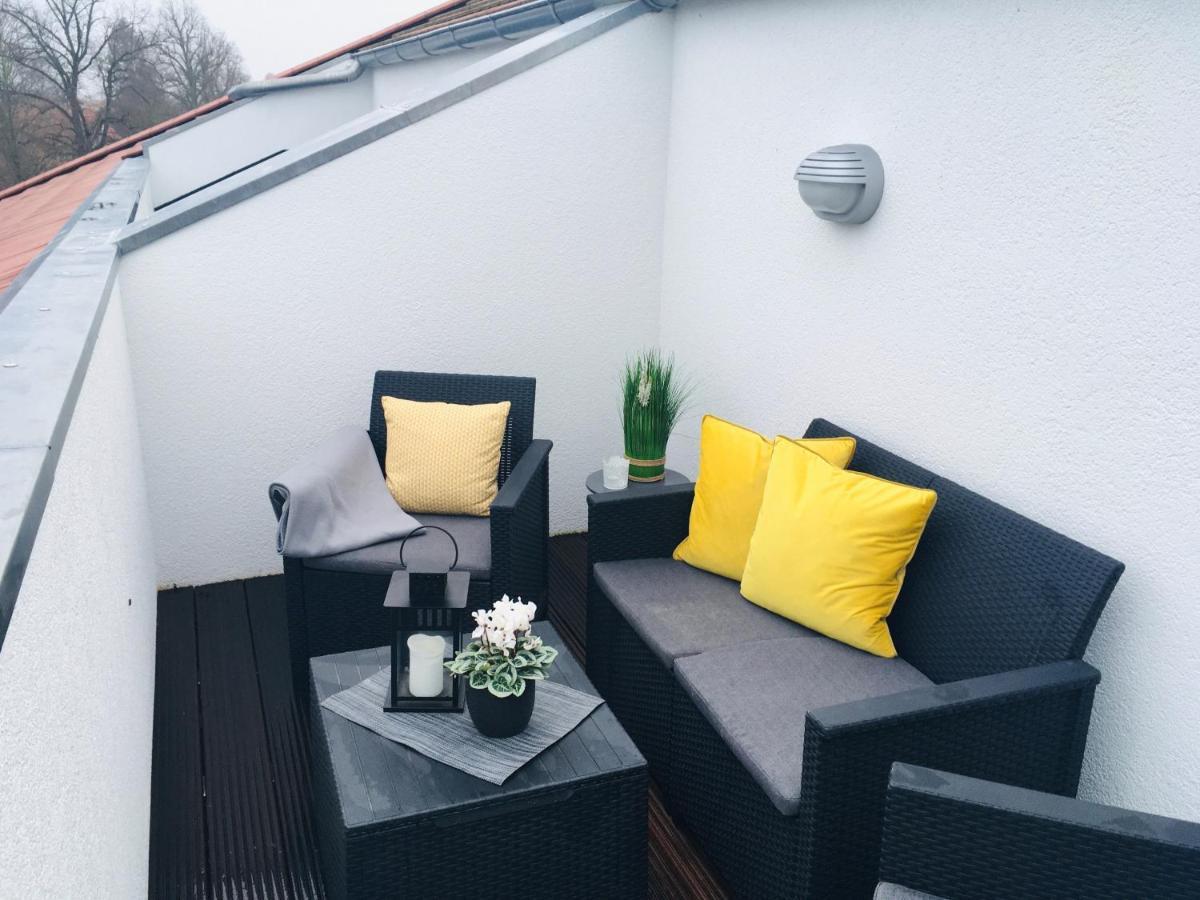 Pension Seecafe Zarrentin am Schaalsee エクステリア 写真
